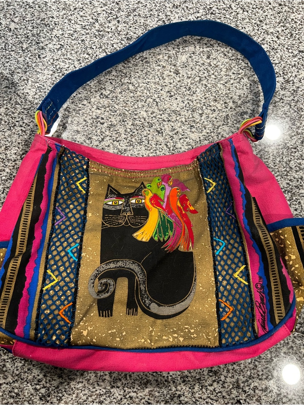 Vintage Laurel Burch canvas shoulder bag 
Pink
